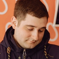 Константин Уханов